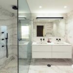 Las mejores soluciones para los baños sin ventanas
