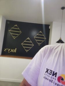 desarrollo de la reforma del local de estetica Lucy's & Esthetic